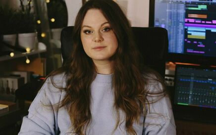 What goes on at songwriting camps? Kaity Rae on 2023 Pro7ect Rockfield retreat