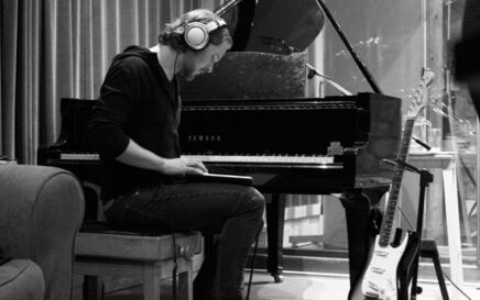 Seasonal Songwriting Inspiration from Project 7