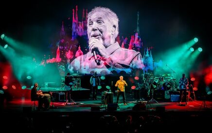 Solid State Logic Live L550 Plus and L100 Plus on ‘Ages & Stages Tour’ with Sir Tom Jones