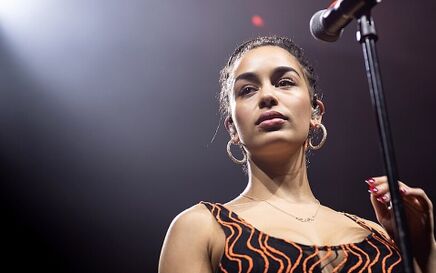 Jorja Smith’s record label seeking royalties from AI ‘clone’ track