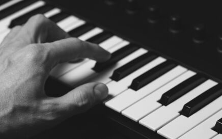 Best Free Piano VSTs: Soft and Big Piano Sounds That Don’t Cost a Penny