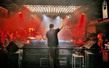 KV2 rocks BSMNT Club