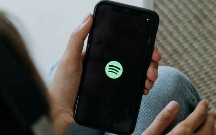 Warner Music Group and Spotify announce agreement to “increase the value of music”