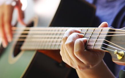 The Best Mics For Acoustic Guitars: Clarity & Detail at Any Price