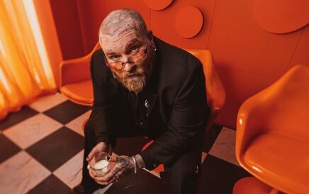 Teddy Swims admits to using AI to make music