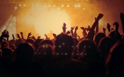 Irish government to pay musicians basic income of €325 a week