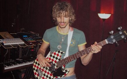 Mike Sabath breaks down producing & co-writing RAYE’s WHERE IS MY HUSBAND! & his new solo album