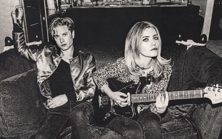 Blood Red Shoes: Living On The Edge