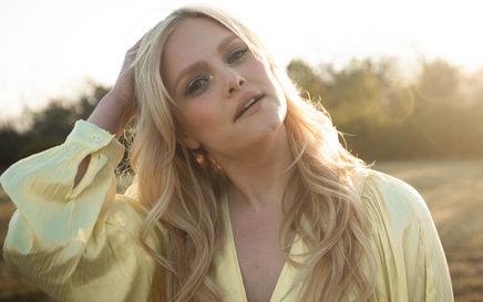 Hailey Whitters: Living The Dream