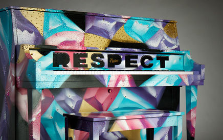 Steinway & Sons Donate Piano To Jennifer Hudson’s Foundation