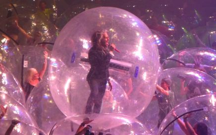 The Flaming Lips Play Space Bubble Gig