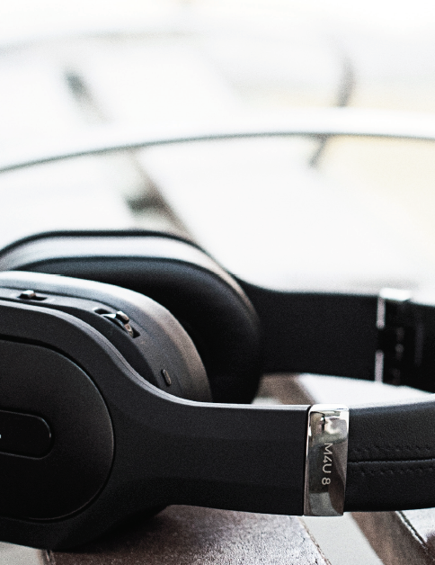 PSB M4U 8 Noise Cancelling Headphones flight review.png